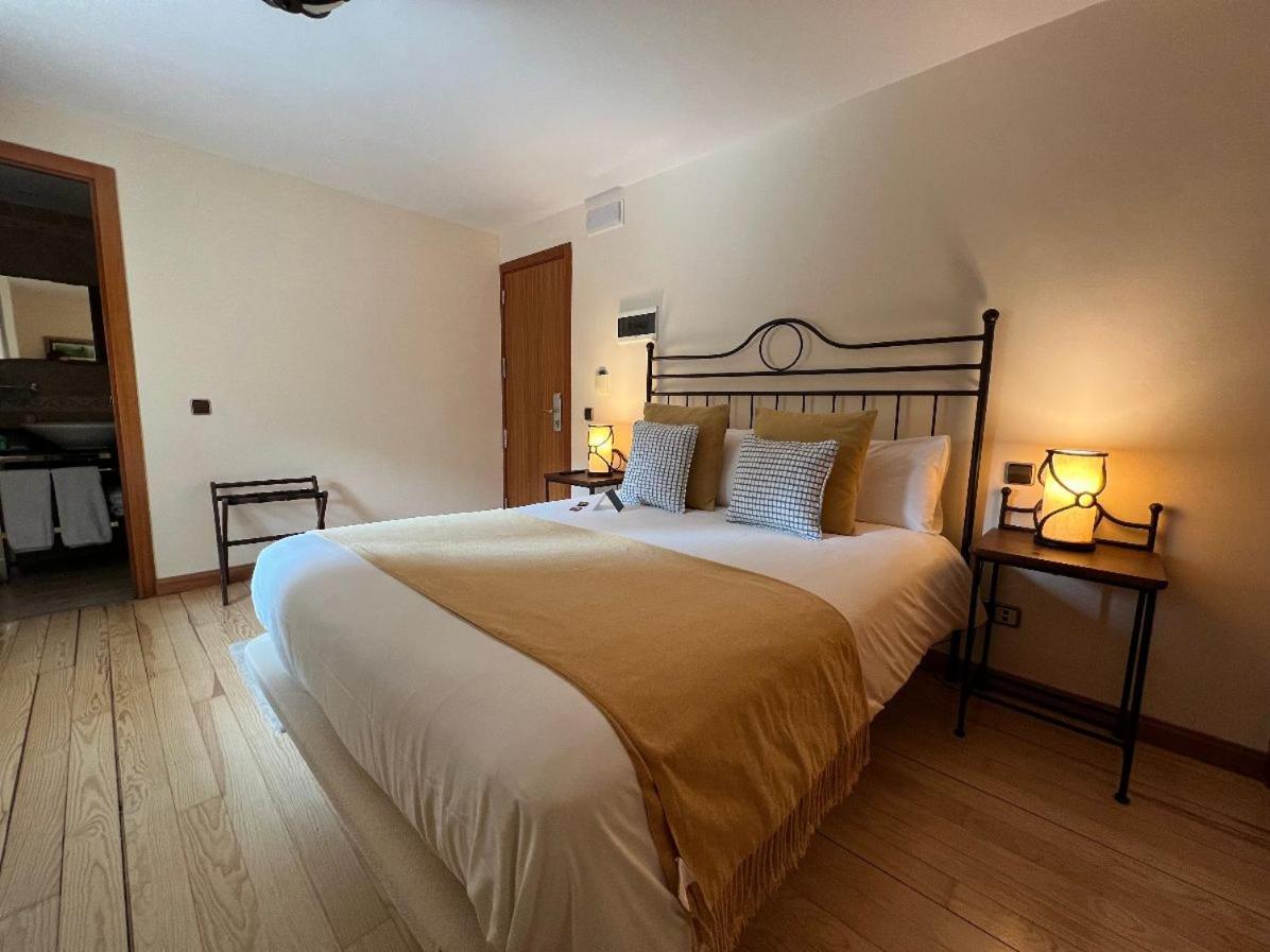 סרסדייה Corzo Hotel מראה חיצוני תמונה